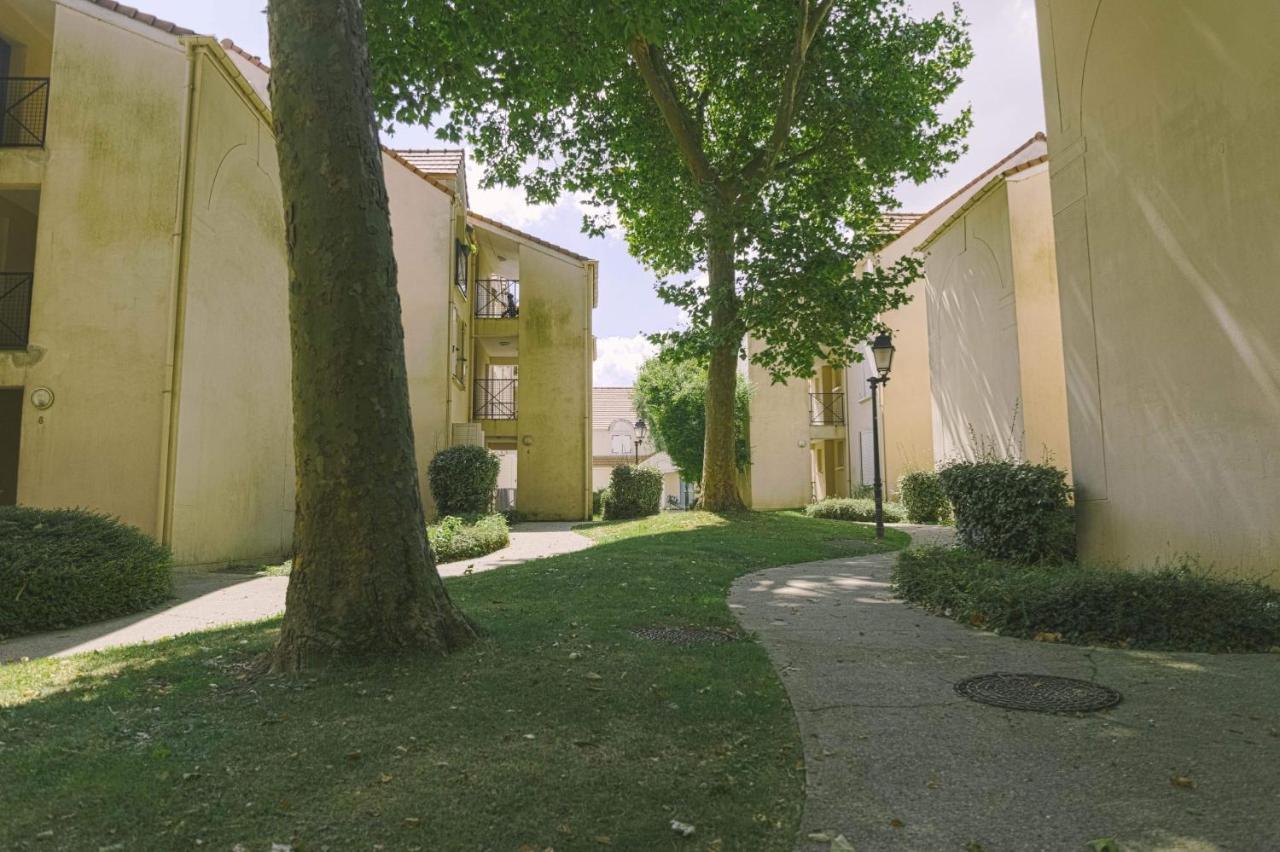 Luka'S Charming Apartment Near Disneyland Magny-le-Hongre Exterior foto